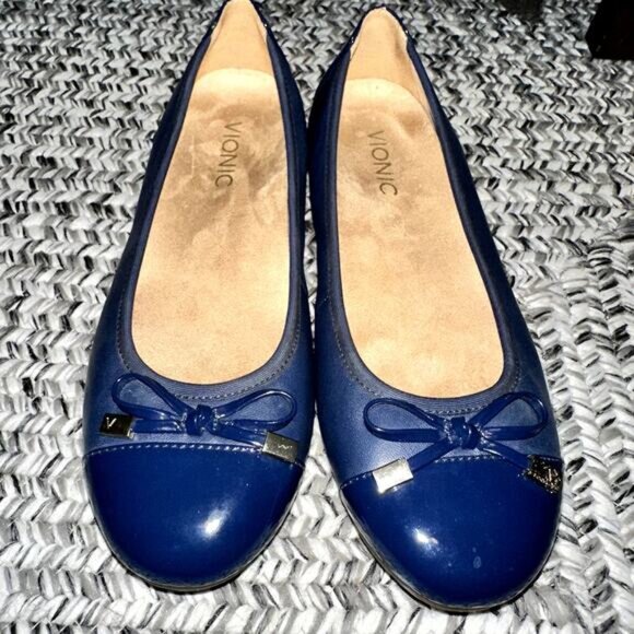 Vionic Spark Minna Leather Flats Navy Blue Women's Size 7 Comfort Shoe - Picture 1 of 7
